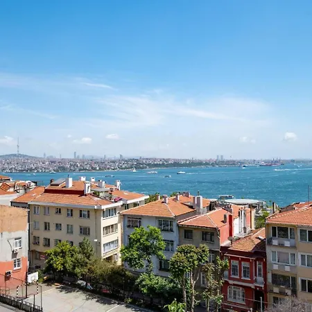 Bosphorus View With Two Bedrooms Стамбул